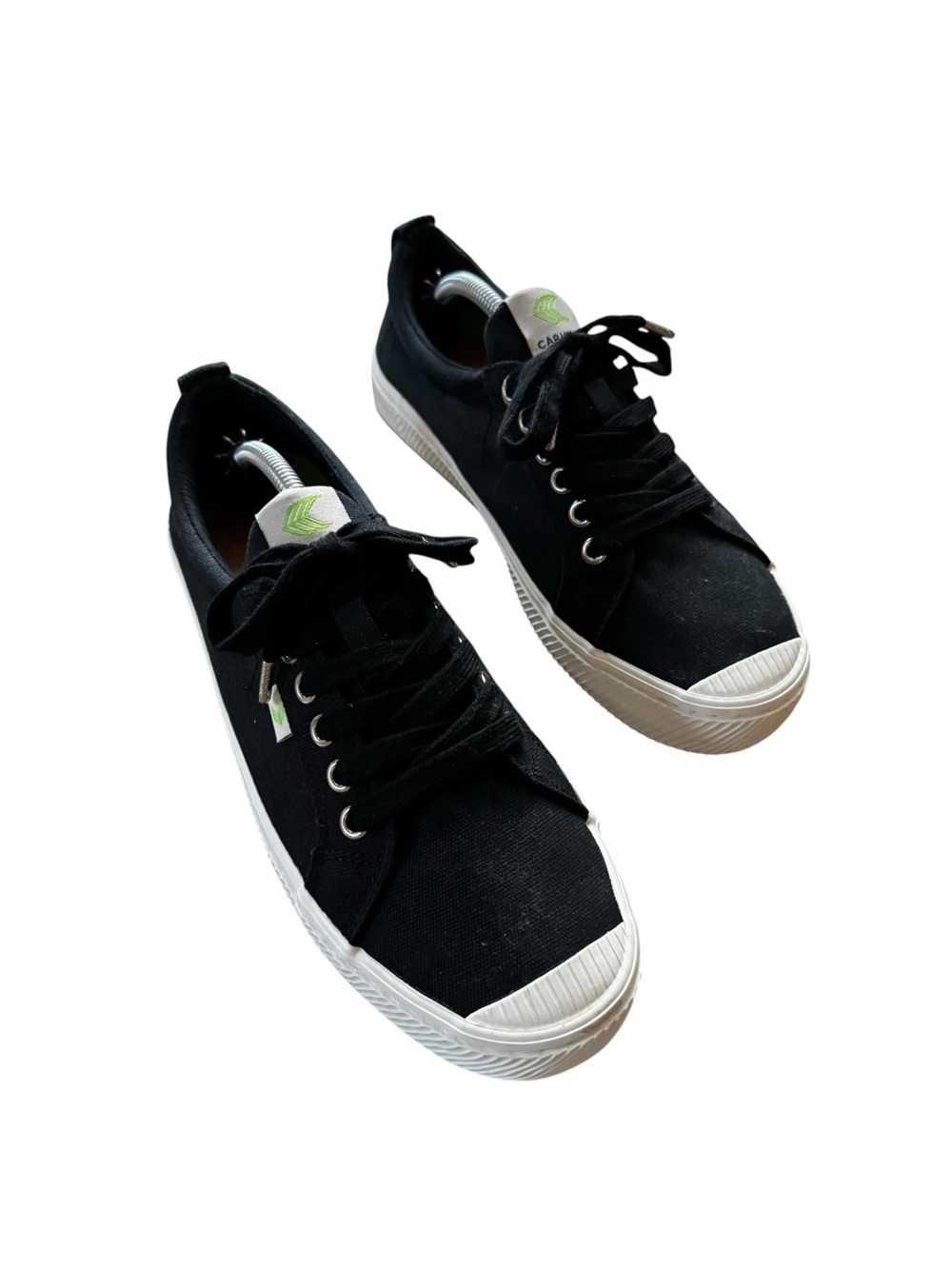 Women’s Cariuma Size 9.5 Black Canvas Sneakers